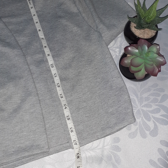 Boohoo Gray Bolero - Picture 4 of 6